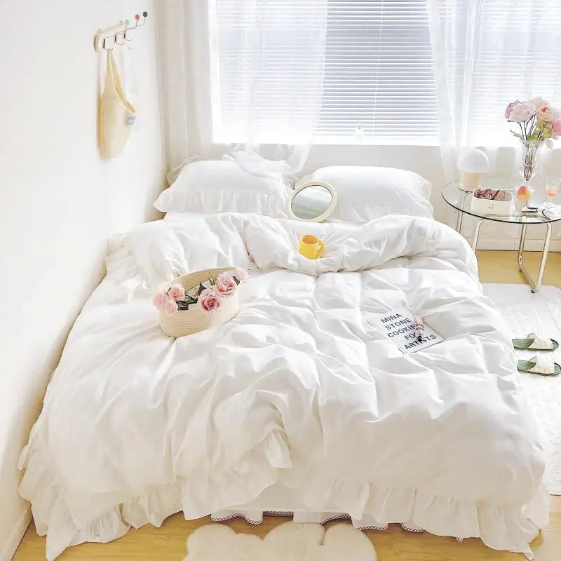Essential Bedding Guide for New Homeowners: Top Products and Duvet Cover Selection Tips