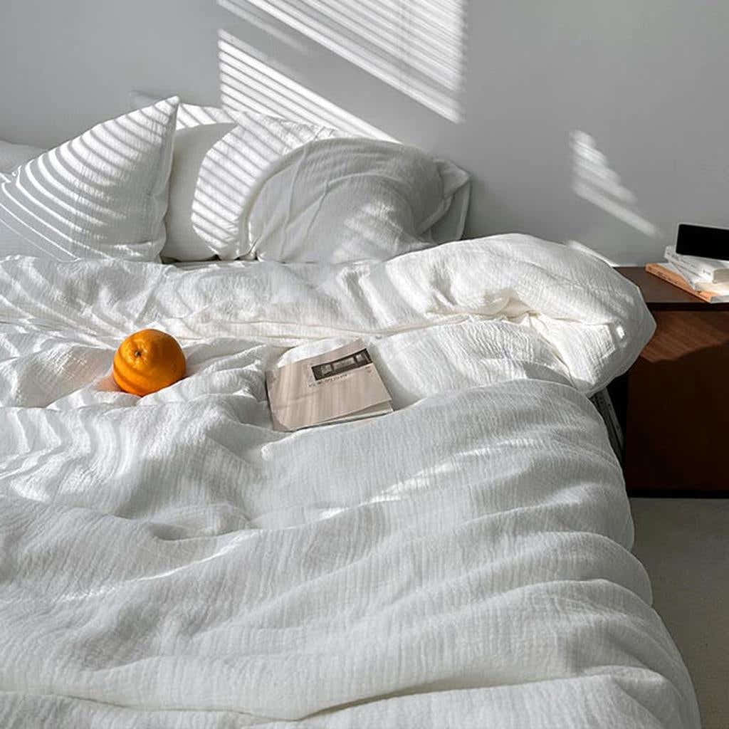 Airy Cloud White Bedding Set