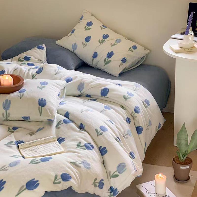 Blue Tulip Velvet Bedding Set