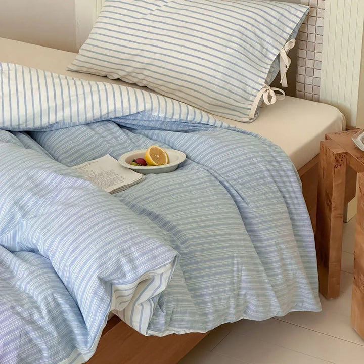Contrast Stripe Bedding Set