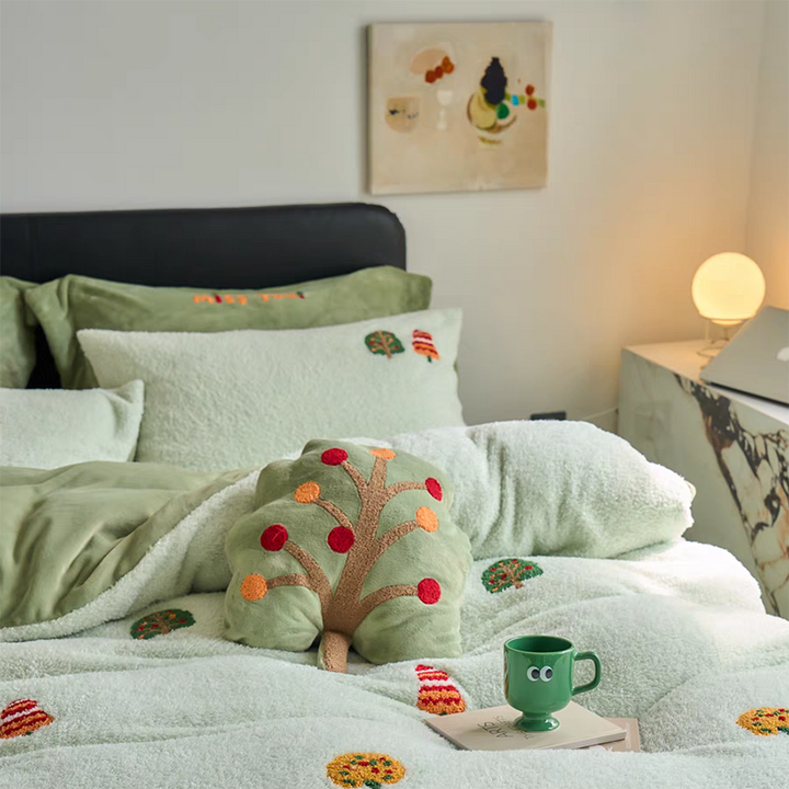 Cute Forest Tufted Bedding Set