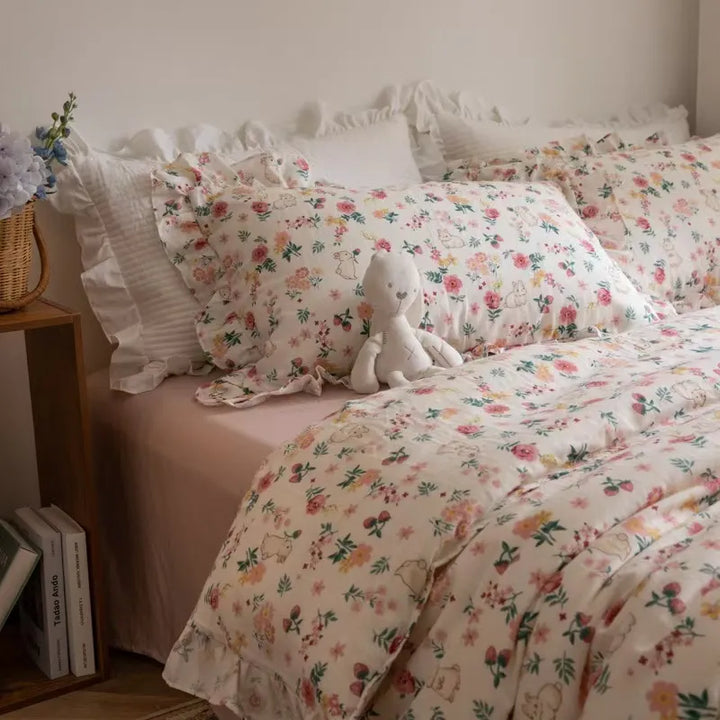 Cute Strawberry Bedding Set