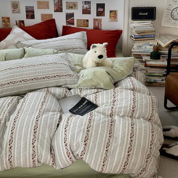 Cute Strawberry Bedding Set
