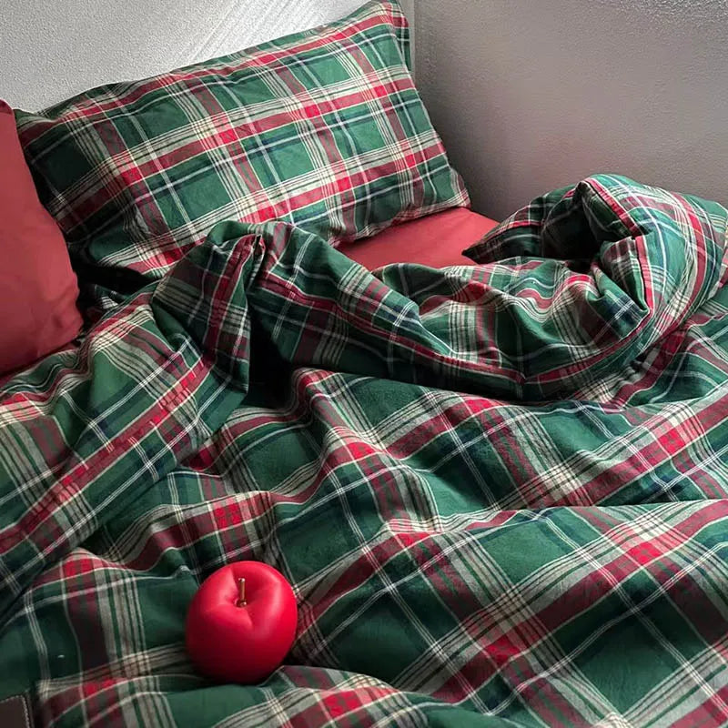 Festive Green and Red Plaid Bedding Set