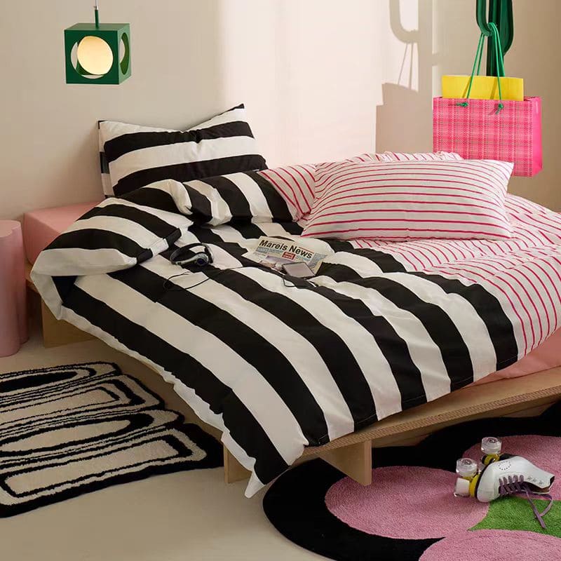 Mixed Black and Pink Striped Bedding Set