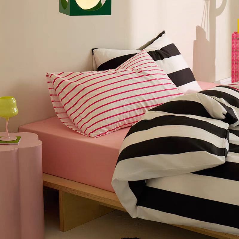 Mixed Black and Pink Striped Bedding Set