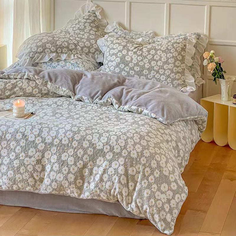 Pastel Daisy Duvet Cover - Sage Green