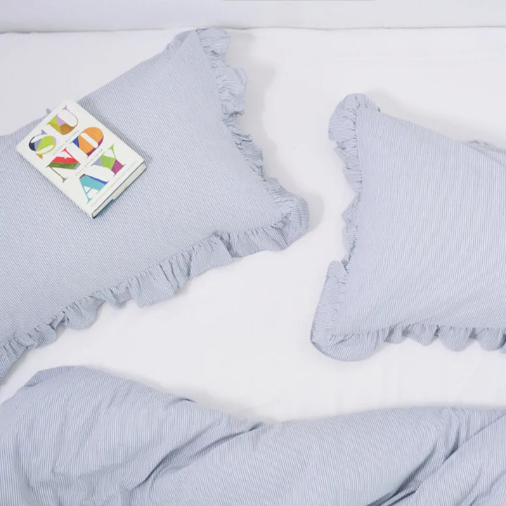 Retro Striped Duvet Cover with Ruffle