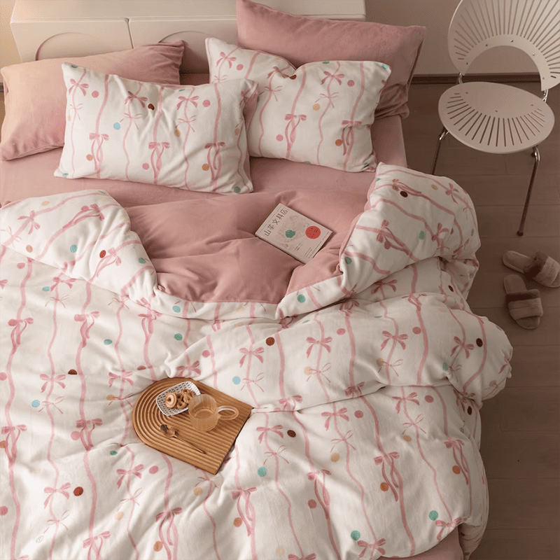 Soft Pink Bow Velvet Bedding Set