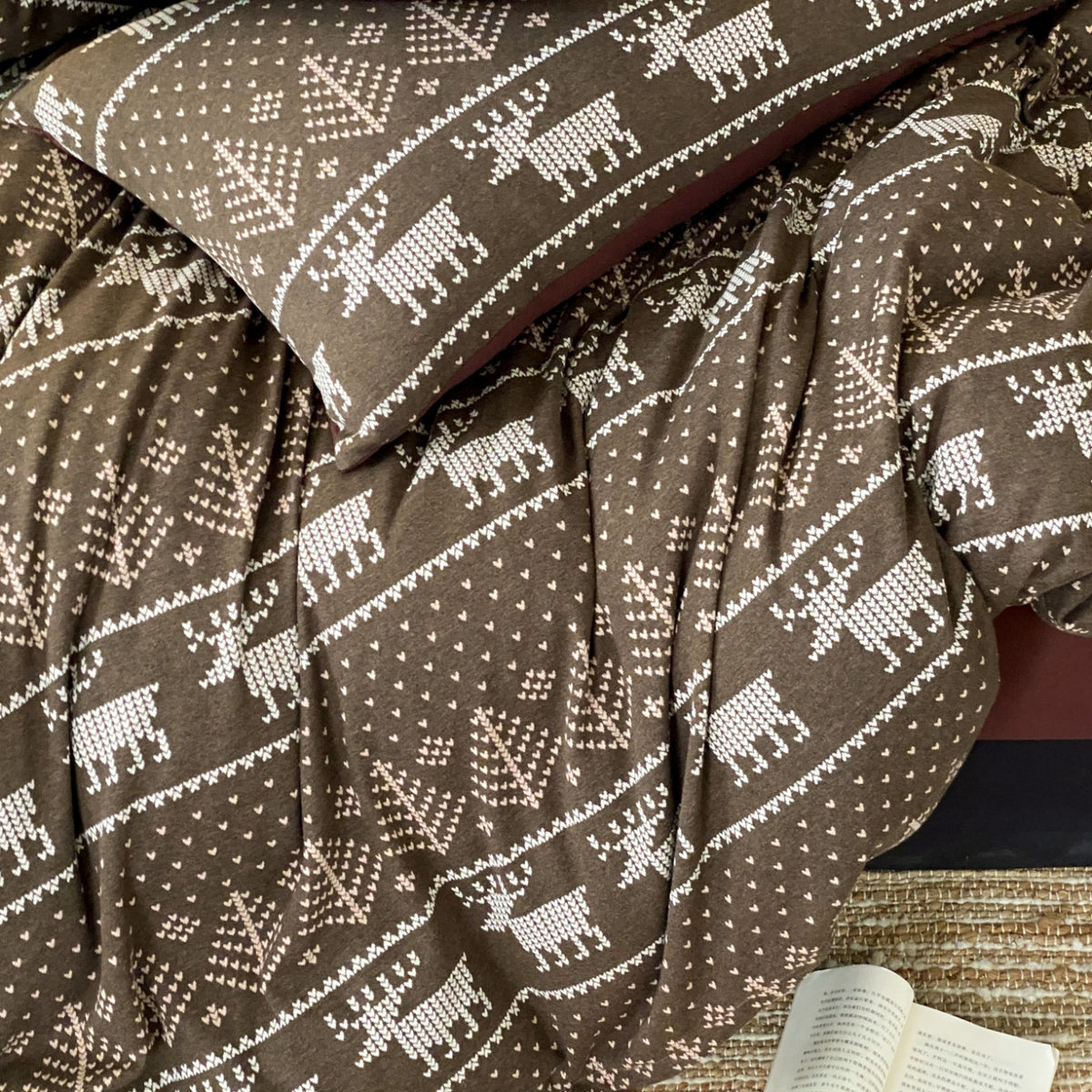 Alpine Fair Isle Cotton Jersey Bedding Set original reference image 15