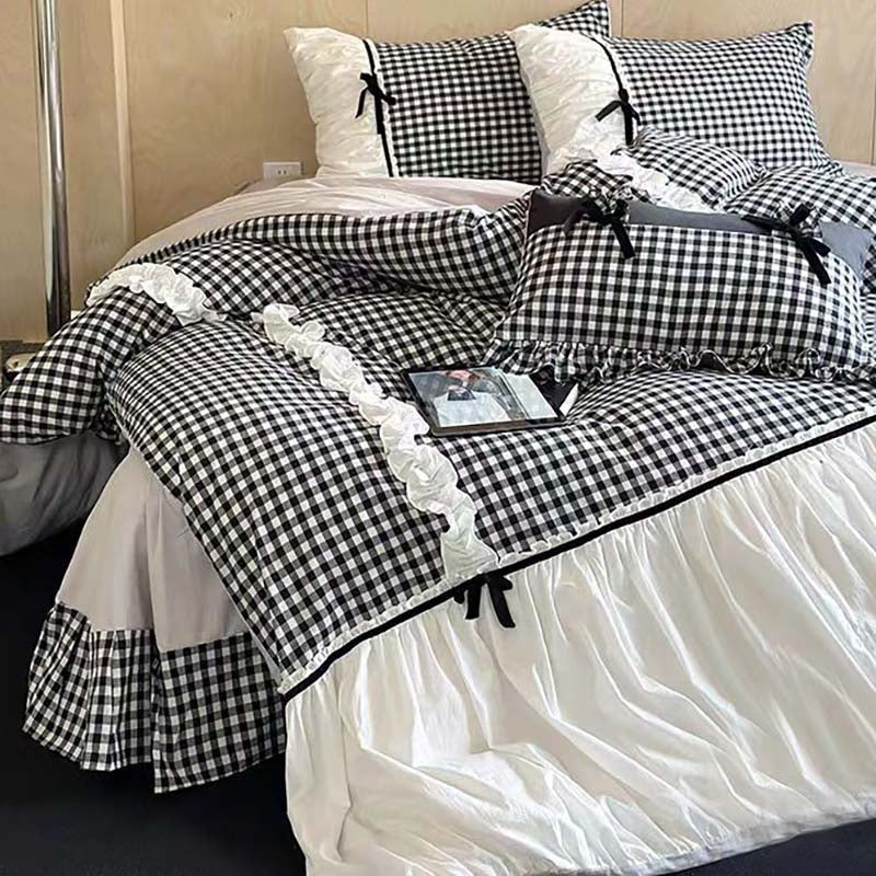 Luxury Gordonsbury Hand good embroidered twin duvet cow jumped over moon gingham