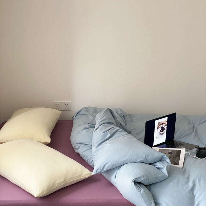 Everyday Contrast Cotton Jersey Bedding Set original reference image 2