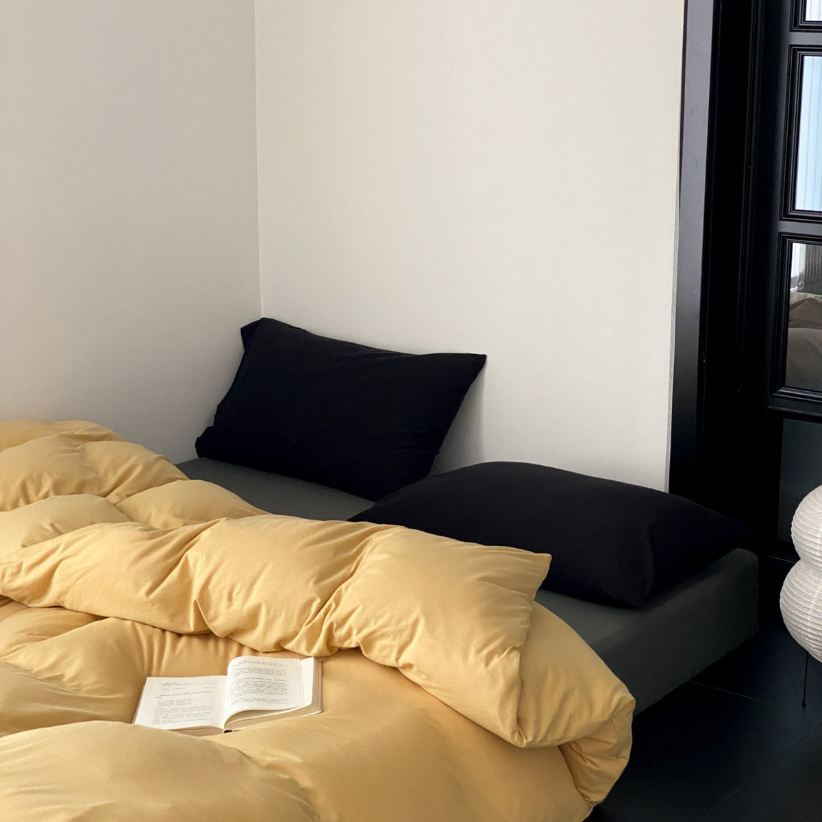 Everyday Contrast Cotton Jersey Bedding Set original reference image 10