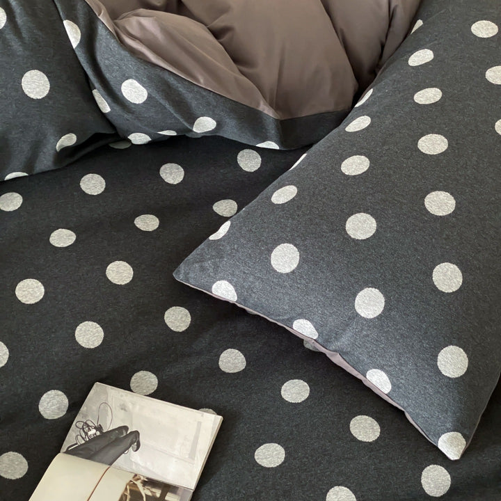 Everyday Dot Cotton Jersey Bedding Set original reference image 5