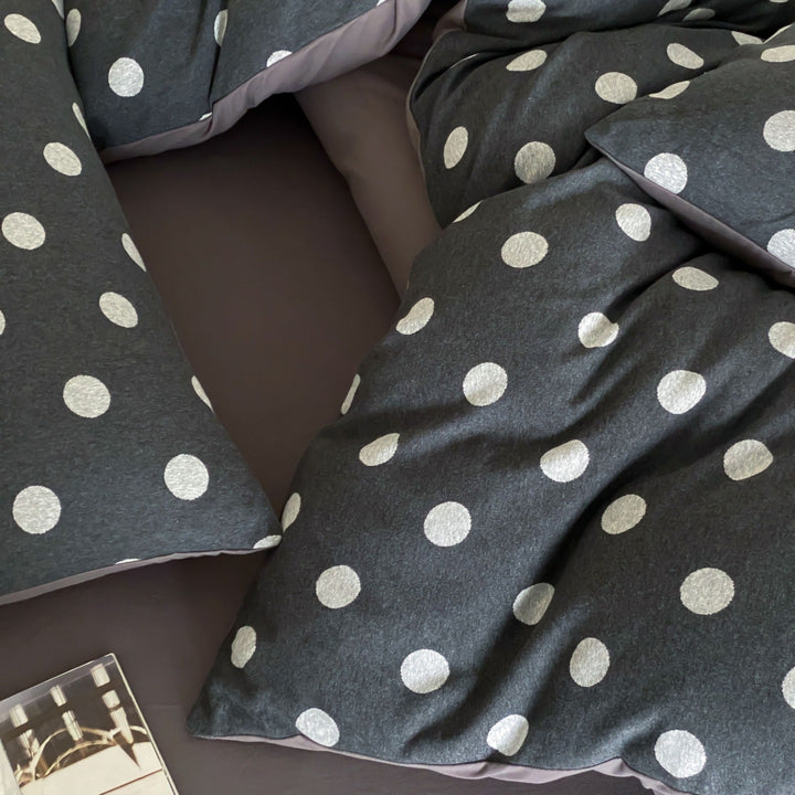 Everyday Dot Cotton Jersey Bedding Set original reference image 7