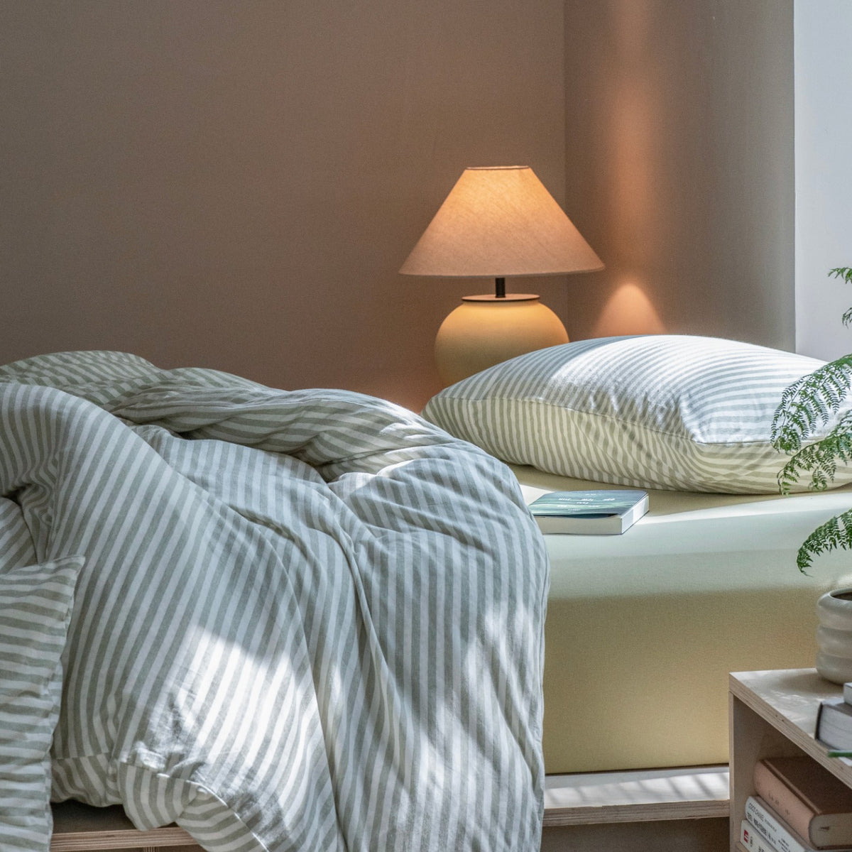 Everyday Stripe Cotton Jersey Bedding Set original reference image 3