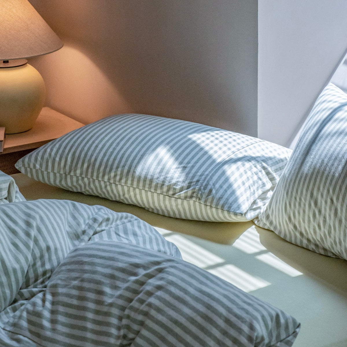 Everyday Stripe Cotton Jersey Bedding Set original reference image 4