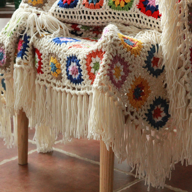 Manta de crochet Granny Square hecha a mano con borlas