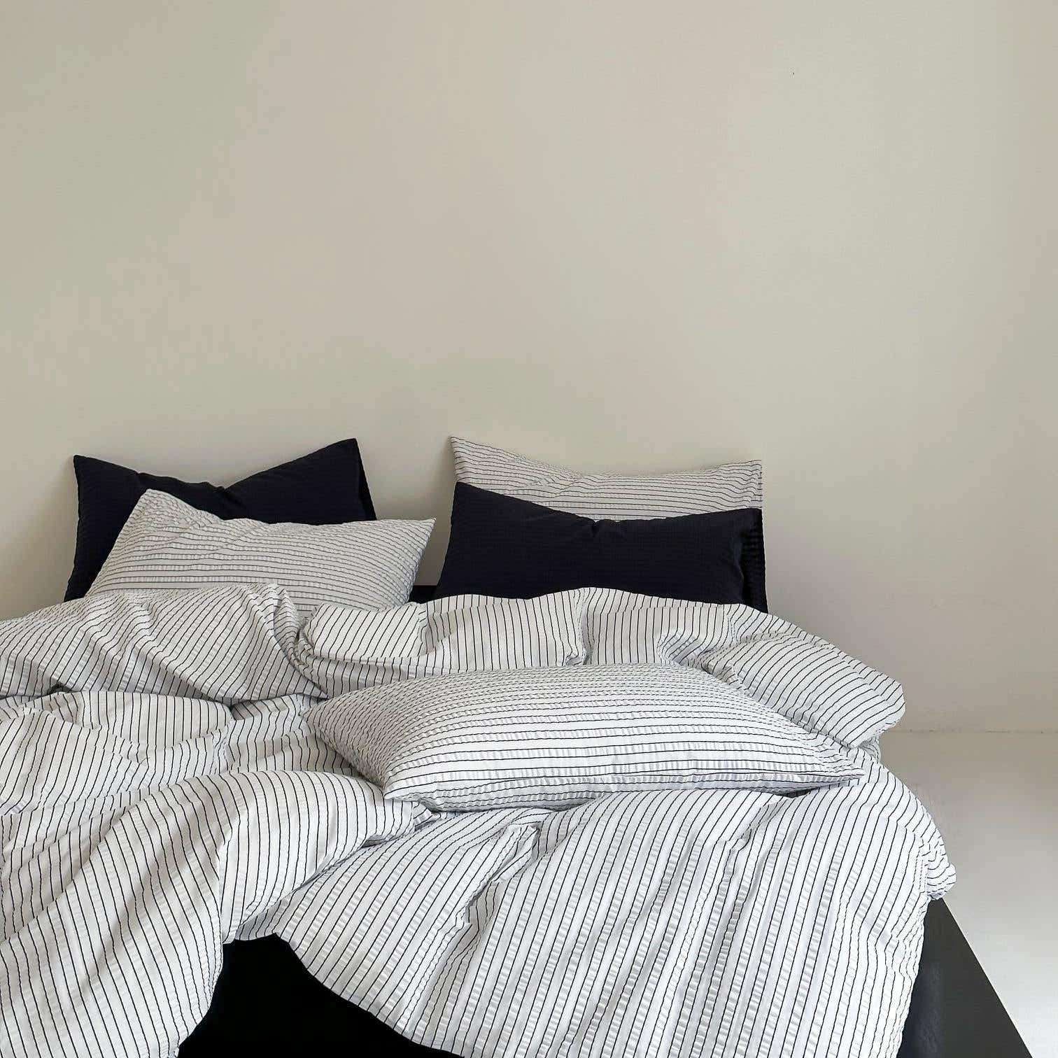Coastal Mist Stripe Seersucker Duvet Cover