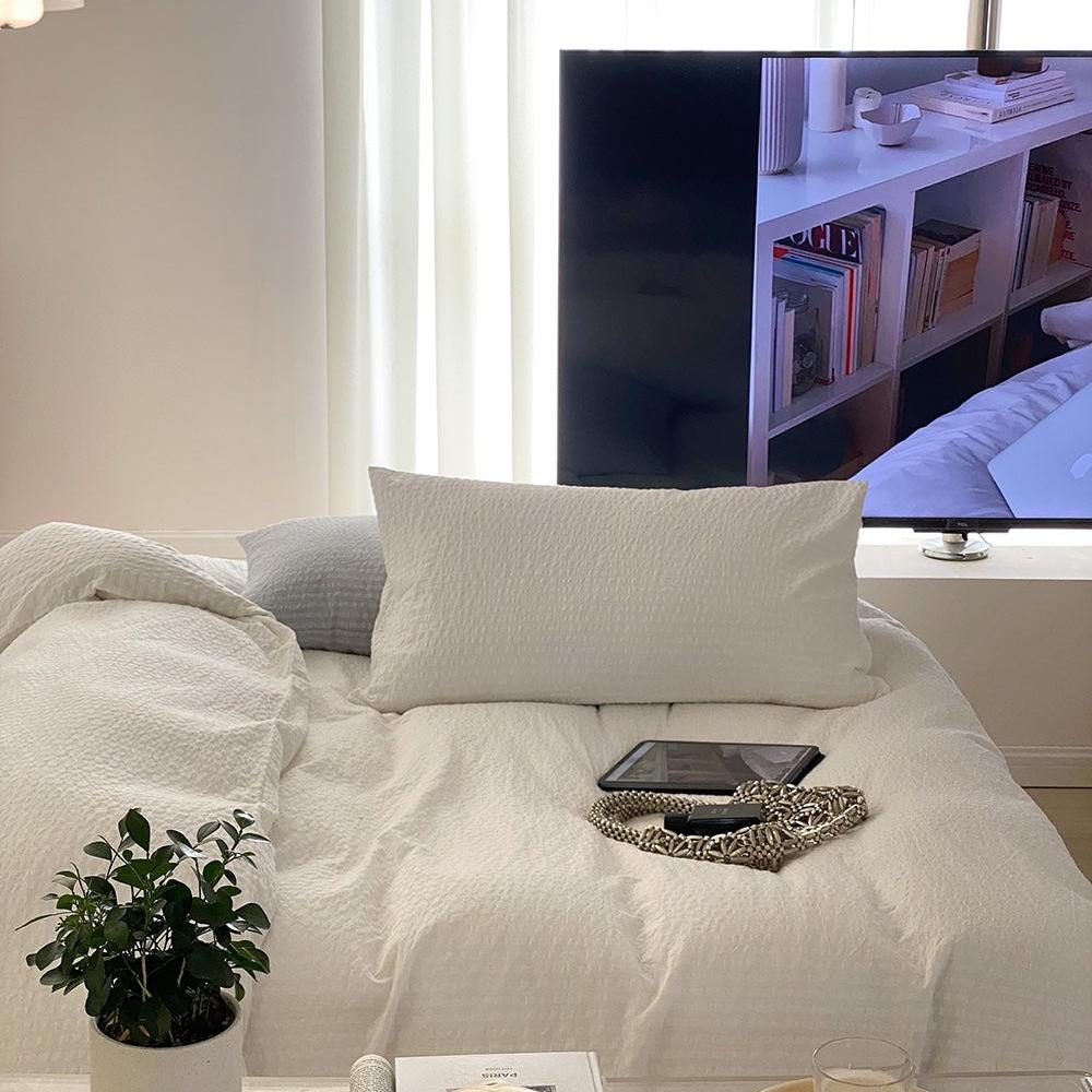 Cloud White Stripe Seersucker Duvet Cover